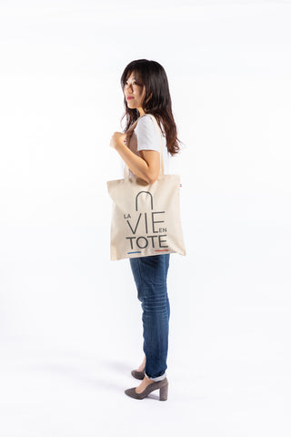 「La vie en tote」の トートバッグ